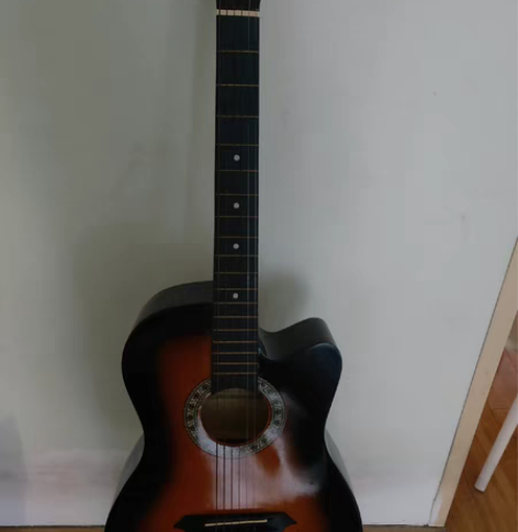 吉他低价出售 感兴趣的话点“我想要”和我私...