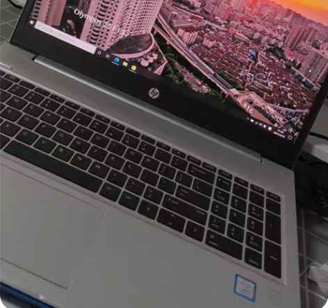 惠普 战66二代  i7 8565u 高色...