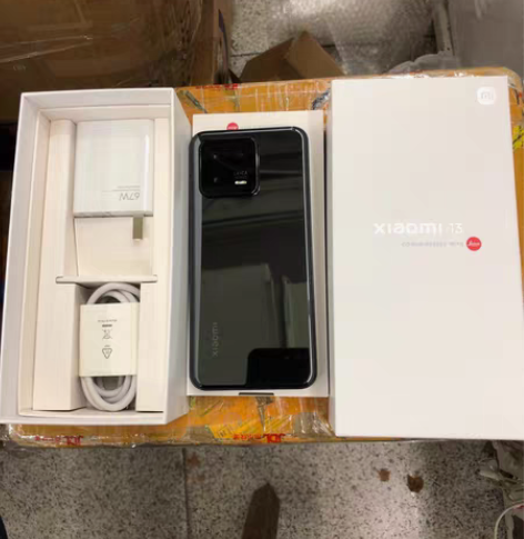 小米13 徕卡光学镜头 第二代骁龙8处理器...