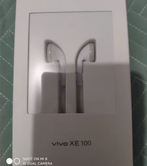 vivo  XE100耳机 白色，全新未使...