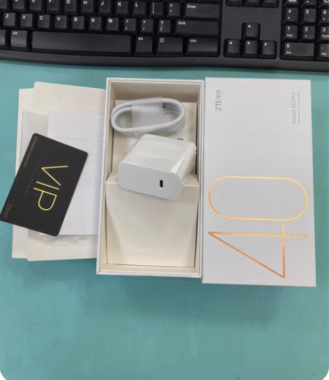 包邮中兴axon40pro  66w原装充...