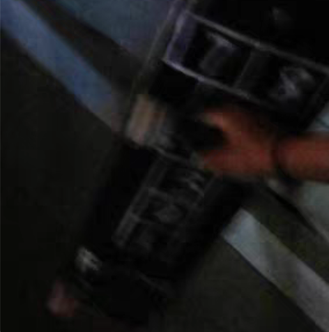 一个滑板 沸点 专业板 之前买的 就滑了几...