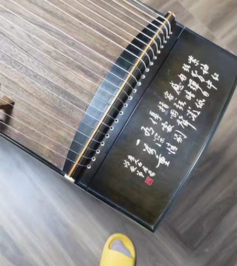 古筝 孩子不用了 感兴趣留言 感兴趣的话点...