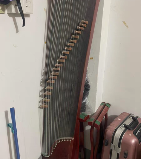 大四毕业 带不走 少一个琴码 送古筝专用胶...