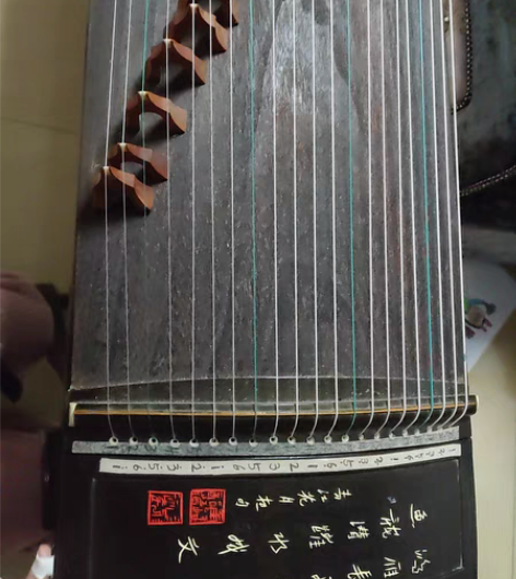 闲置一台古筝 全新 音准 标准版 快看过来...