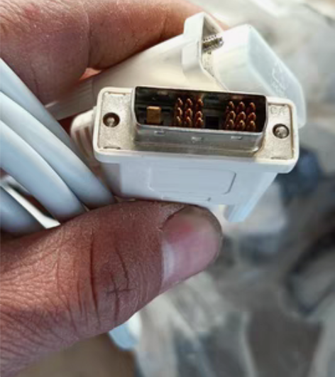 DVI信号线3米，带磁环白色 感兴趣的话点...