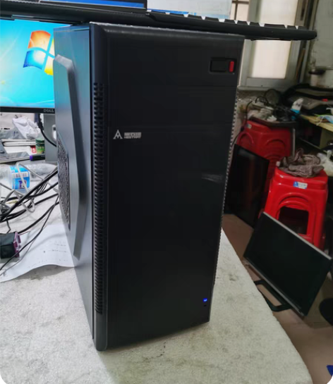 整套电脑：AMD：A8／7500＋板＋4G...