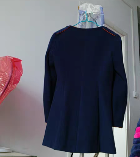 包邮无领羊毛外套九成新，XL码，质量很好的...