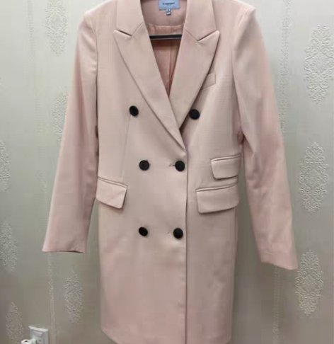 专柜购入，淡粉色长款西服 L码165/88...