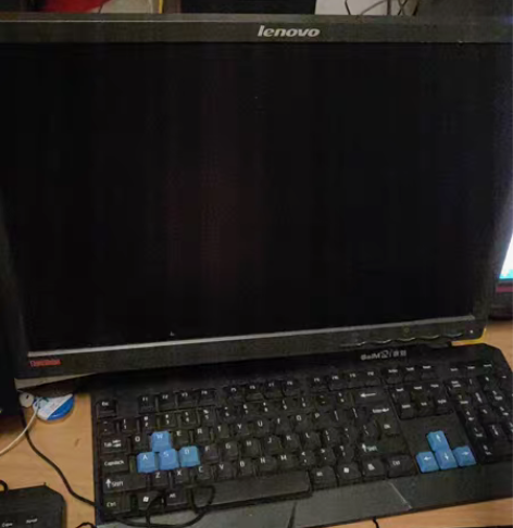 联想台式机i5主机，显示器，固态硬盘，4G...