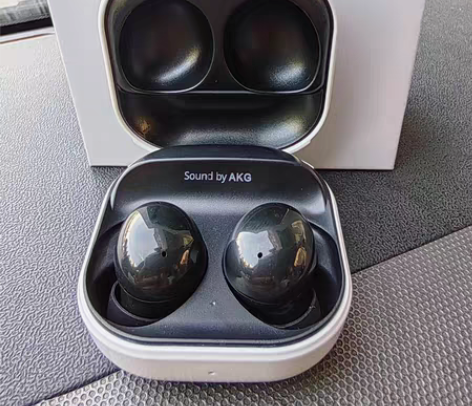 包邮闲置出售全新三星Galaxy Buds...