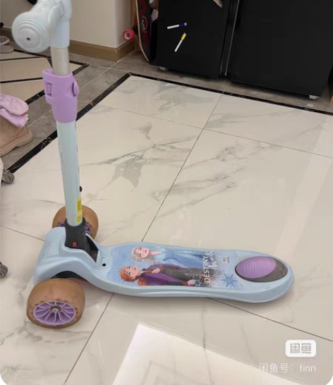 迪士尼儿童滑板车2-3-6-12岁8初学者...