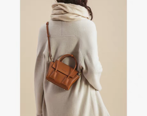 转卖RABEANCO笑脸包小号女包斜挎包单...