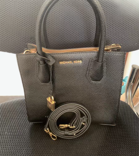 包邮九成新的MiCHAEL KORS 小号...