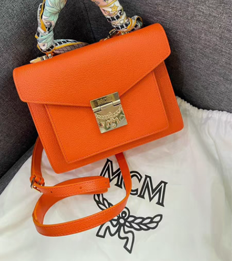 锁头有膜，mcm小号邮差橘色 手提斜挎包 ...