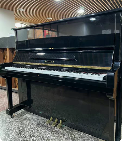 萨瑞琪钢琴  乳白色 ***  已出，已出...