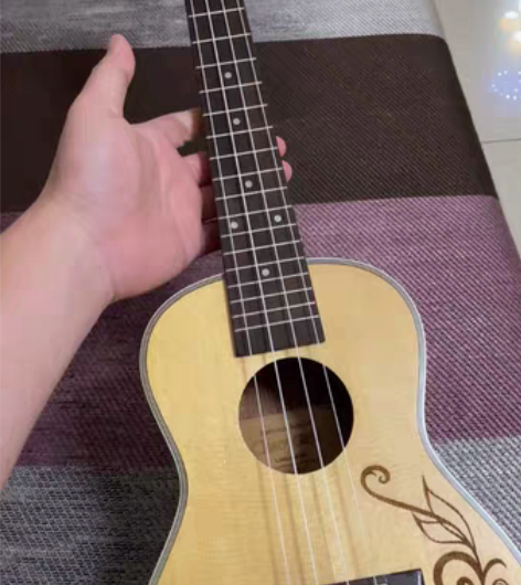 尤克里里，适合小孩子玩的 尤克里里，不知道...