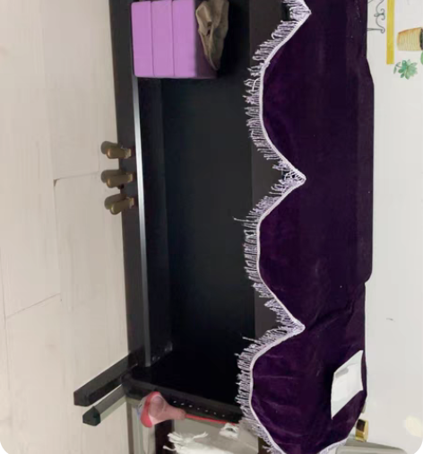 雅马哈钢琴九成新 诚心诚意要的联系 感兴趣...