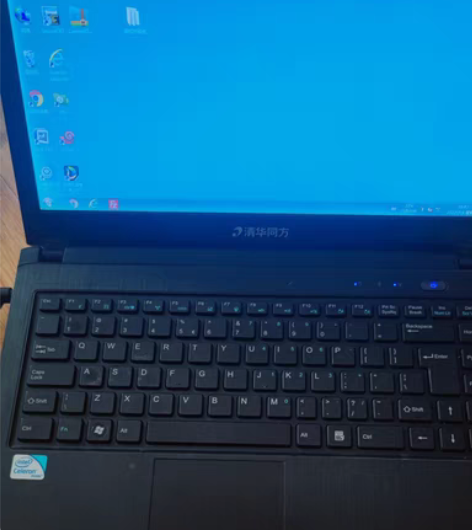 工程做调试设备用  现在闲置 带充电器电源...