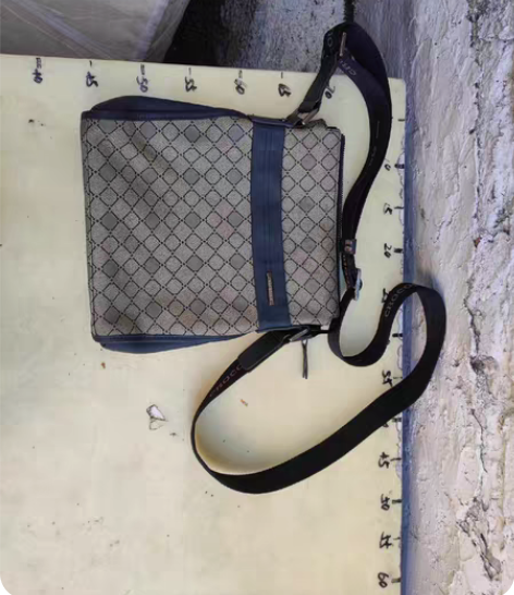 包邮鳄鱼商务公文包男士竖款真皮包新款休闲斜...