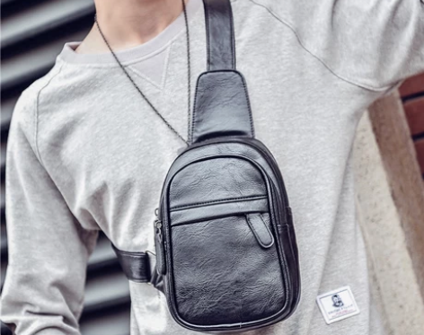 转卖软皮小胸包男士户外运动休闲男韩版潮包男...