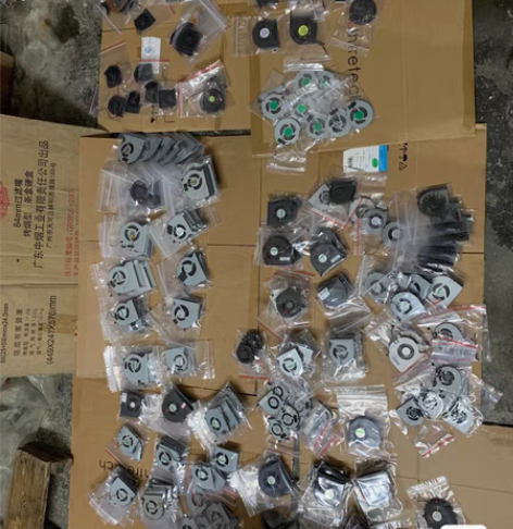 出售各系列品牌笔记本CPU内置散热风扇，散...
