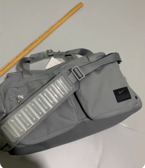 全新耐克健身包单肩包气垫背带款保真 全新全...