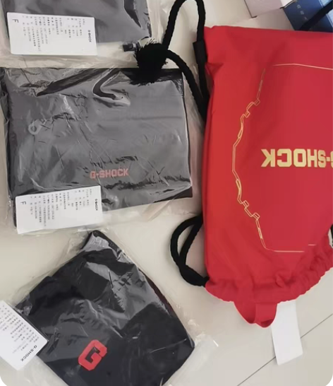 包邮卡西欧卡西欧斜挎包?零钱包?针织帽子?...