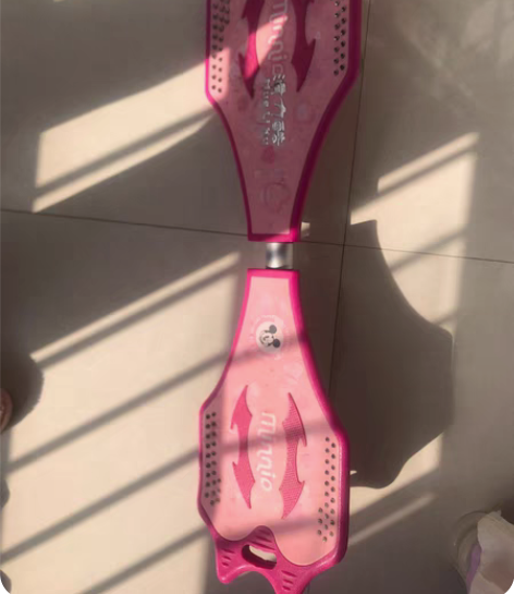 全新的买了孩子就没用过一百二十买的便宜卖了...