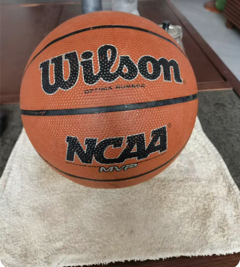 Wilson威尔胜篮球赛事专业实战室内外通...