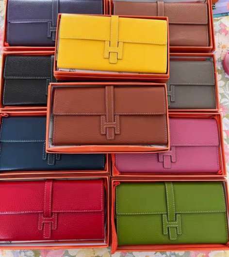 包邮名品经典款真皮女士钱包礼盒装 超值款 ...