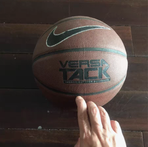 包邮自用篮球 感兴趣的话点“我想要”和我私...