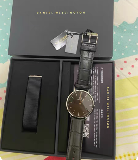 包邮原装正品DW（丹尼尔惠灵顿）瑞士时尚腕...
