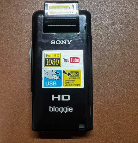 索尼相机成色非常新功能正常！没冲电器！没内...