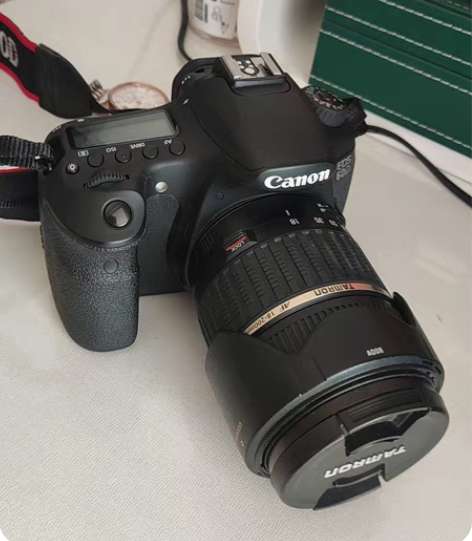 包邮佳能60D单反相机（含18-200镜头...