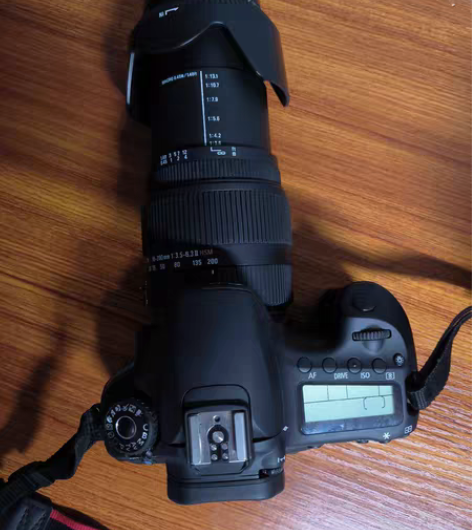 出闲置自用一套佳能EOS60D单反相机18...