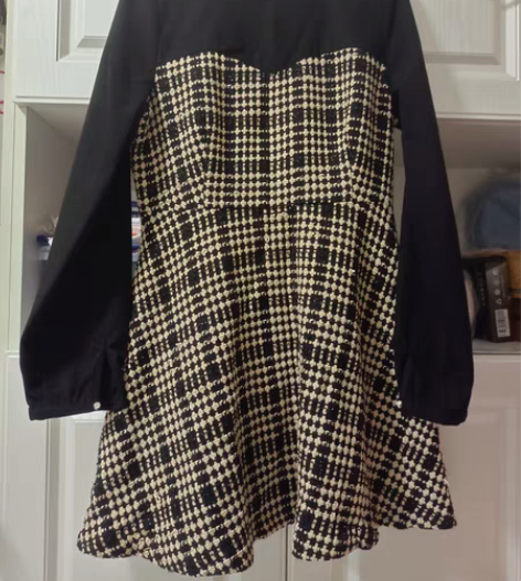 包邮拉夏贝尔，毛呢连衣裙，春秋款，几乎全新...