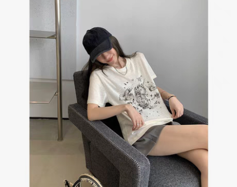 转卖今晚开~抢首批【卡罗纳画廊T】美式艺术...