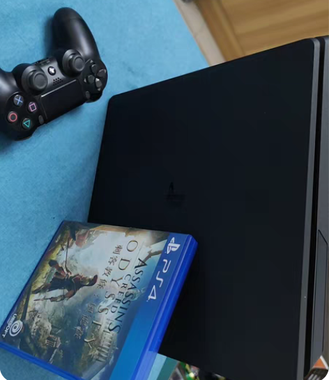 包邮ps4slim 光驱版 买了半年 原价...