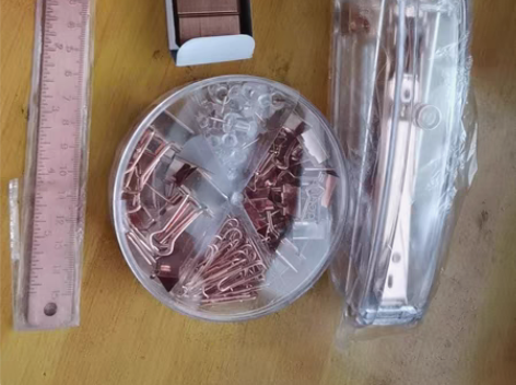 包邮全部都是玫瑰金的的，开盲盒开出来的一套...