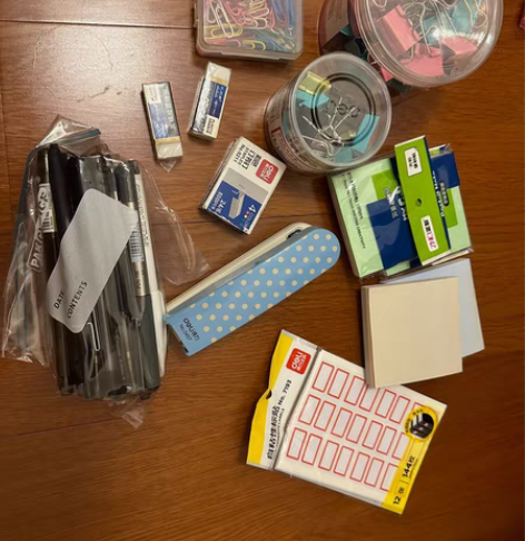 包邮办公用品，夹子1大盒?1小盒，便利贴4...