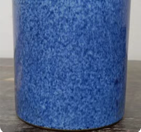 包邮雪花蓝笔筒，釉面干净，火石红底，高15...