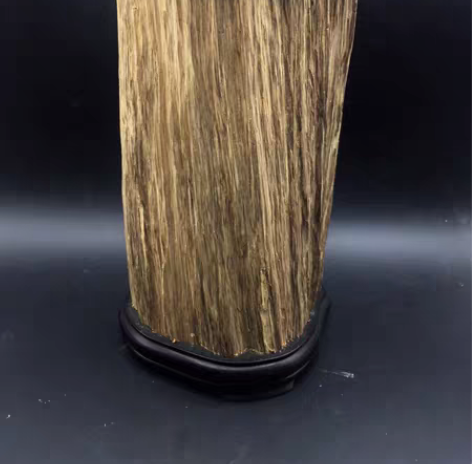 印尼达拉干沉香【笔筒】 尺寸：高22宽12...