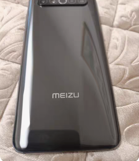 自用魅族17，8+128，17度灰。 去年...