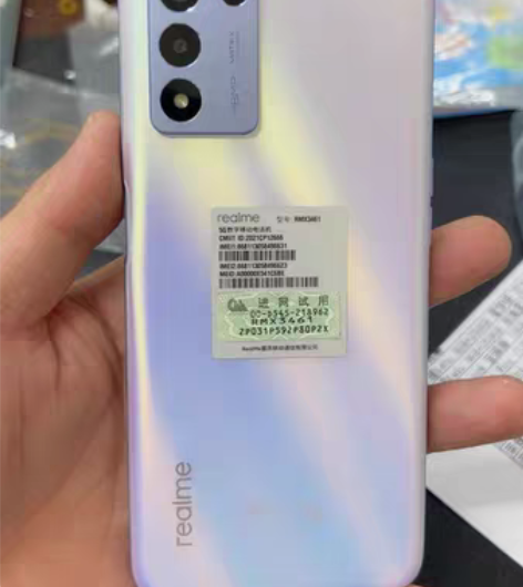 包邮真我q3s 8+128 5g 95左右...