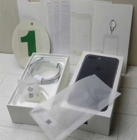 各款手机耳机盒子一堆 1.iphone7p...