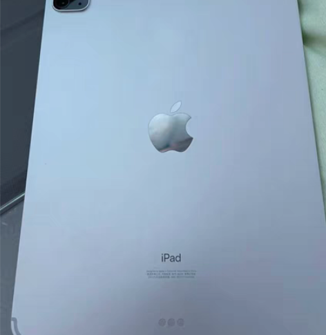 收一台ipad pro 2021 m1芯片...