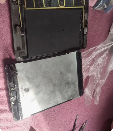 苹果mini5 平板 自己拆坏啦 屏幕线坏...