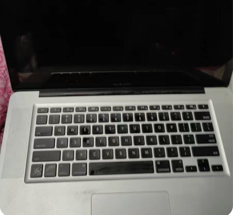 苹果笔记本A1286一台，2011年的。可...