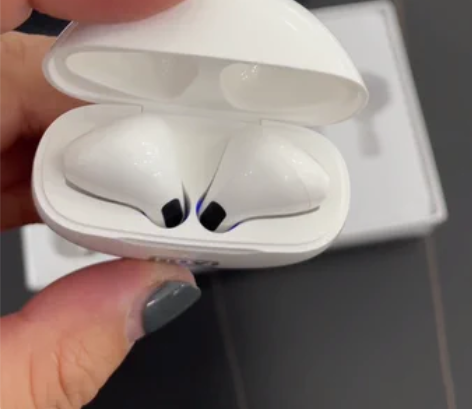 包邮爱奇艺无线蓝牙耳机，全新?喜欢的直接拍...